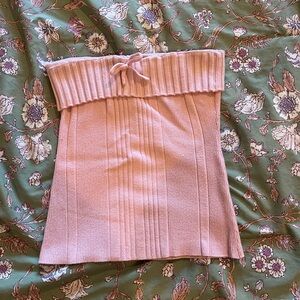 pink tube top